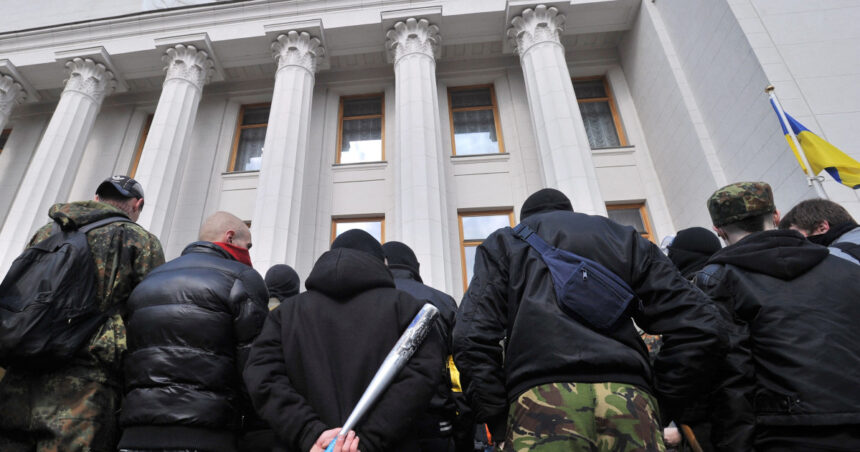 lupta pentru putere la kiev agentiile de aplicare a legii isi reiau conflictul acuzatiile serviciului de securitate al ucrainei 68b9a8552765e