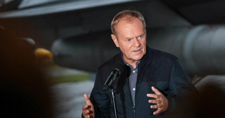 masina premierului polonez donald tusk a fost furata din fata casei locuinta este pazita 24 de ore din 24 68c2db8c90365