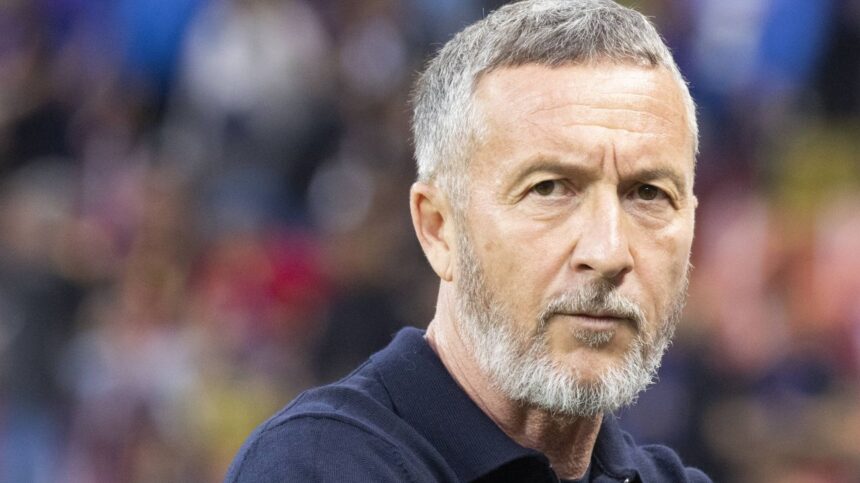 mihai stoica detalii despre accidentarea suferita de un jucator cheie de la fcsb boala anului 68c9c27685395