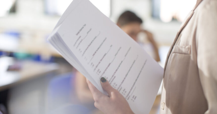 ministerul educatiei pune in consultare publica metodologia si calendarul evaluarilor pentru clasele primare si gimnaziale din 2026 68b87c7ace133