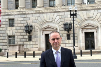 ministrul de finante vizita in sua cu cine se va intalni alexandru nazare la washington d c 68c3f5f9b3a0e