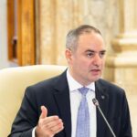 ministrul finantelor nu exclude majorarea tva la 25 pensiile si salariile asigurate pana la sfarsitul anului 68d62b6cc2bfb