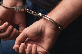 nepotul lui gheorghe dinca criminalul din caracal a fost retinut dupa ce a furat un geamantan din gara 68c8279b39c8a