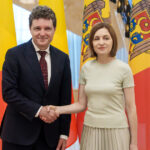 Nicușor Dan celebrează bravura moldovenilor după succesul Maiei Sandu în alegerile pentru Parlament: „Ați scris o filă de istorie” 3 nicusor dan lauda curajul moldovenilor dupa victoria maiei sandu in alegerile parlamentare ati scris o pagina de istorie 68da7464de93d