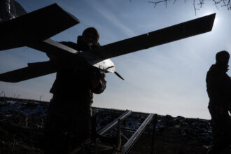 o femeie si nepotul sau ucisi intr un incendiu provocat de un atac cu drone in regiunea moscovei 68da503ce064d