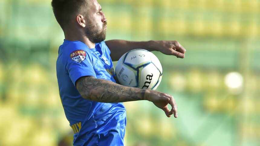 oficial fotbalistul cu patru sezoane la rangers out de la echipa din romania reziliere pe cale amiabila 68b7fdc097a05