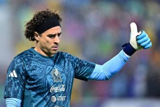 oficial pana sa bifeze al saselea campionat mondial legendarul guillermo ochoa va fi pregatit de fostul antrenor de la universitatea craiova 68c3e38d8cac1