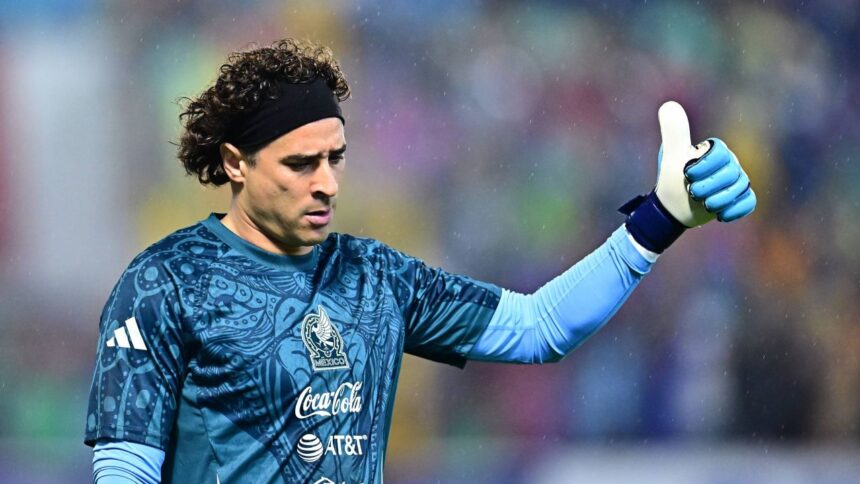 oficial pana sa bifeze al saselea campionat mondial legendarul guillermo ochoa va fi pregatit de fostul antrenor de la universitatea craiova 68c3e38d8cac1