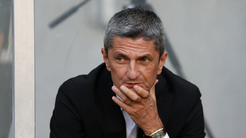 paok o conducea cu 3 1 pe ultima clasata dupa s a intamplat ceva de necrezut razvan lucescu a ramas masca 68da211037e57