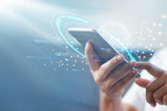 parlamentul italian adopta reguli stricte pentru deepfake generat de ai pana la 5 ani de inchisoare 68cbe85b8eb98