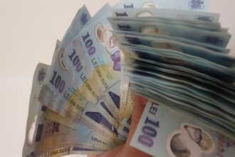 pastrati bani cash in casa recomanda banca centrala europeana vezi aici ce suma ar fi necesara pentru primele 72 de ore in cazul unei situatii de urgenta 68d566812e8d9