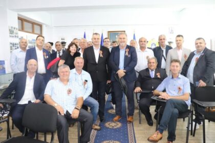 patru decenii de la absolvire promotia 1981 1985 s a reunit la colegiul national militar alexandru ioan cuza din constanta 68c655df350b9
