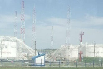 pentru a si proteja depozitele de petrol rusii folosesc o metoda controversata utilizata si la tancuri la inceputul razboiului 68d948a5ded49