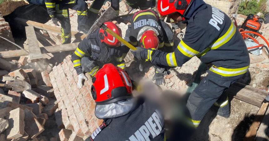 peretele unei case din campina a cazut peste doi barbati care faceau reparatii unul dintre ei a murit 68cbd5ca9efa0