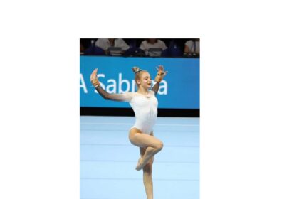 performanta pentru csm constanta sabrina voinea calificata in finala de la sol la cupa mondiala de la paris 68c65cea8cd89