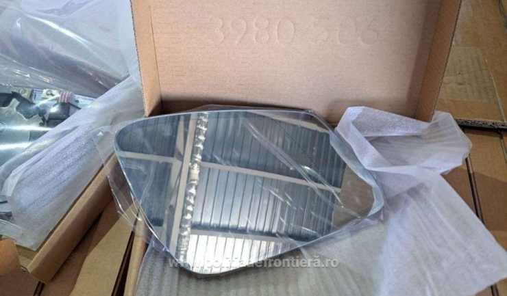 peste 1 100 de oglinzi auto contrafacute descoperite de politistii de frontiera constanteni 68cae1b525097