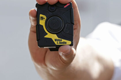 politistii locali ar putea purta bodycam pe uniforma conditiile in care ar fi folosite proiect 68c1949253e46