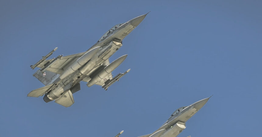 polonia si nato au ridicat in aer avioane de vanatoare in urma unui atac rusesc in vestul ucrainei 68d8d80f1d810
