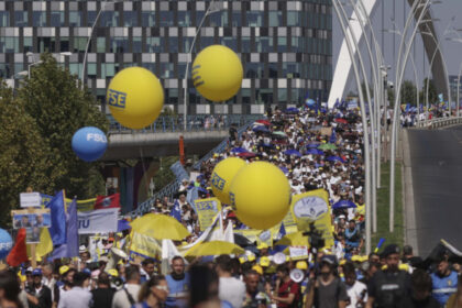 profesorii vor continua protestele anunta sindicatele din invatamant cand ar putea avea loc acestea 68c2c8f6095a4