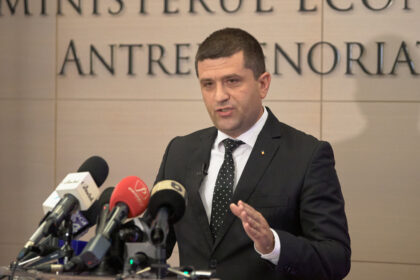 radu miruta sunt primari care au devenit principalii angajatori din comuna ce spune ministrul economiei de reducerea posturilor 68b57b383bc6e