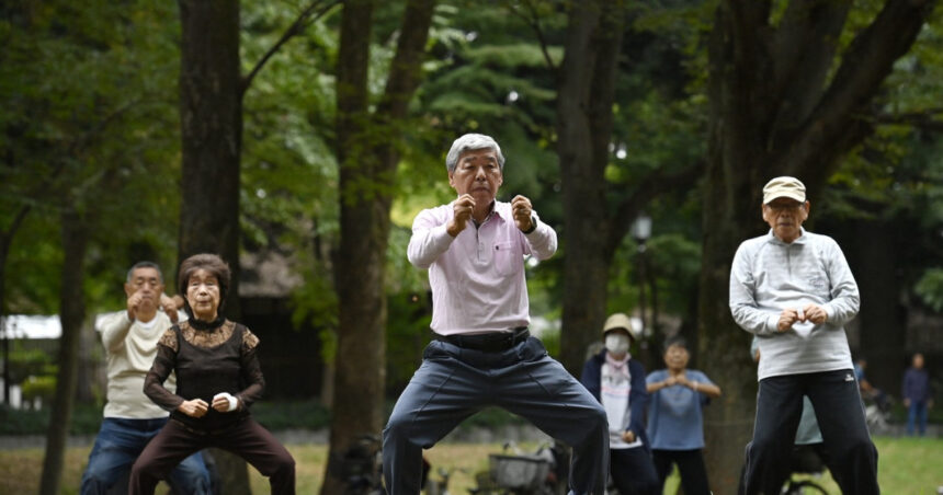 record de longevitate in japonia aproape 100 000 de oameni au depasit varsta de 100 de ani 68c474774f6a3