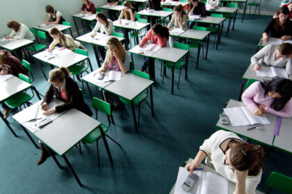 record in franta o eleva a luat bacalaureatul la varsta de 9 ani 68bbdb82a4724