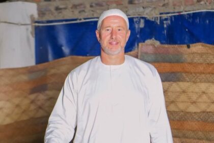 reghecampf alt scandal imens in sudan ia bani de acolo 68d796a9422d4