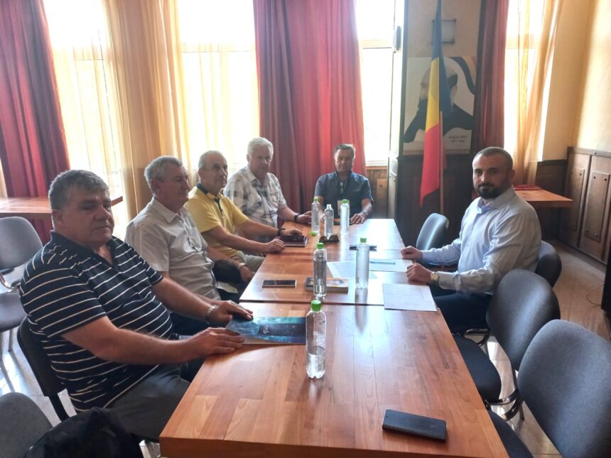 reprezentantii sindicatelor si organizatiilor de rezervisti din judetul constanta s au intalnit cu senatorul aur nicolae vlahu ce au discutat 68baaf184e752