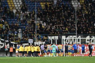revenire de marca in superliga fostul antrenor al rapidului a reactionat la interesul petrolului usa e deschisa 68ca9c6fe94f2
