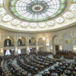 romanii care ar putea plati mai putin la intretinere ce propune un proiect depus la senat 68cd122a25129