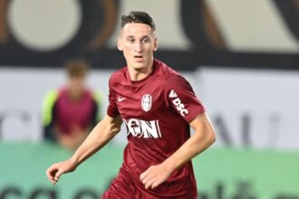 ruinat de impresar jucatorul cfr ului a ratat transferul carierei dintr un motiv incredibil 68bfca159d171