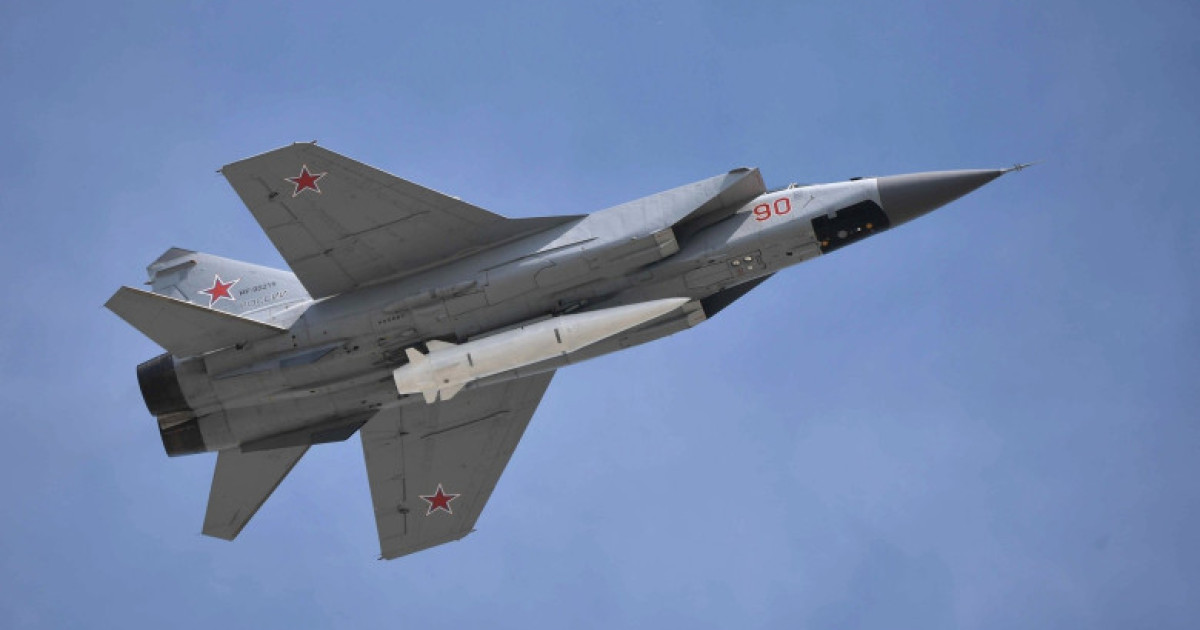 rusia a exersat lovituri cu rachete hipersonice kinjal in cadrul unor exercitii militare deasupra marii barents 68c5cbf4cd488