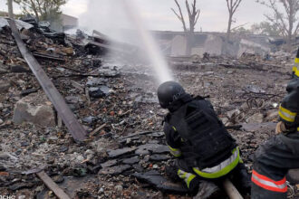 rusia a lansat unul dintre cele mai mari atacuri asupra ucrainei de la inceputul razboiului 3 morti 30 de raniti 68ce99c56e10e