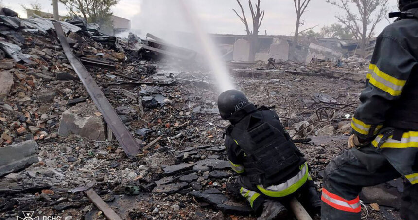 rusia a lansat unul dintre cele mai mari atacuri asupra ucrainei de la inceputul razboiului 3 morti 30 de raniti 68ce99c56e10e