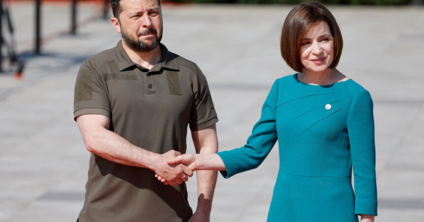 „Rusia înfrântă: Volodimir Zelenski a discutat cu Maia Sandu după anunțarea rezultatelor scrutinului parlamentar” 1 rusia pierde volodimir zelenski a sunat o pe maia sandu dupa afisarea rezultatelor alegerilor parlamentare 68da5e4b3a9b7