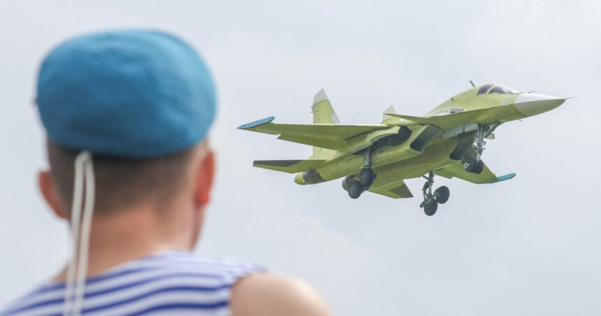 rusia primeste un nou lot de bombardiere su 34 angajatii nostri din fabrici harnici imbunatatesc constant procesele de productie 68c9b276771ca