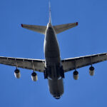 sapte oameni s au luat la bataie intr un avion inainte de aterizarea pe otopeni de la ce a pornit scandalul 68c7cc3261b48
