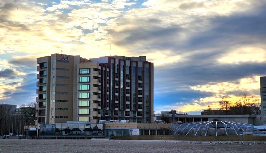 sc vega turism sa isi cere insolventa in hotelul vega din mamaia s a filmat nea marin miliardar 68b543eb3b670