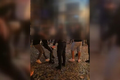 scandal in centrul vechi trei agenti de paza retinuti dupa ce au snopit in bataie mai multi tineri 68d99898b3b80