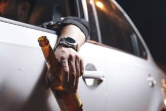 sofer baut si fara permis de conducere urmarit de politisti in comuna tortoman judetul constanta 68c00f125919c