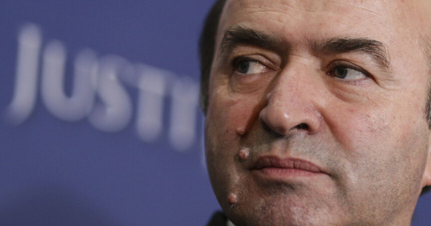 tudorel toader fost judecator ccr cred ca masurile guvernului privind pensiile magistratilor vor trece de controlul constitutional 68bebd53ccdb1