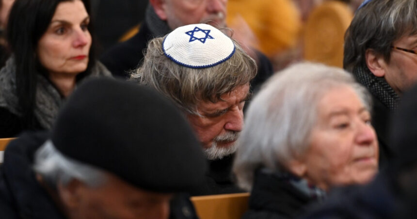 ue promite protectia evreilor din europa dupa avertismentul rabinilor privind un exod pe fondul violentelor antisemite 68ce764a40251