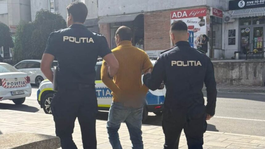 un barbat a fost arestat preventiv pentru 30 de zile dupa ce si a batut mama 68d6bc5f51b31