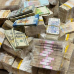 un milion de euro destinat coruperii votantilor din republica moldova confiscat de anchetatori de la oamenii lui putin de peste prut 68c950a380c2a