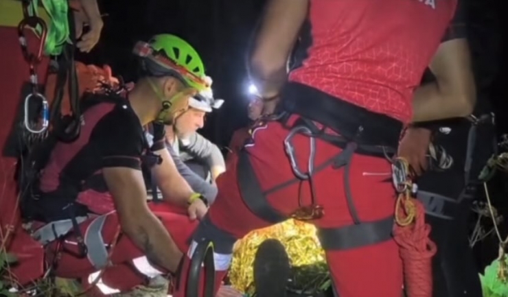 un turist grav ranit dupa ce a cazut 30 de metri pe valea cerbului in bucegi 68bd5e4c48e49