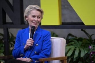 ursula von der leyen la constanta vizita in port si in baza mihail kogalniceanu 68b54ad4701fc