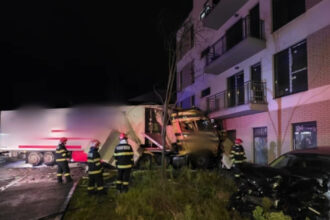 video accident grav in cluj napoca un tir a intrat intr un bloc 68c27496951bc