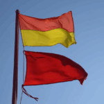 video atentie steagul rosu a fost arborat pe toate plajele iata ce inseamna 68bbe6f301b4d