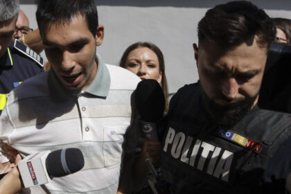 video autorul atacului rasist din bucuresti sustine ca a fost manipulat ce pedeapsa risca tanarul care a agresat un livrator asiatic 68b70ec62c938