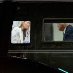 video donald si melania trump surprinsi in timp ce aveau o discutie aprinsa la bordul marine one dupa vizita la onu 68d65bc210de4